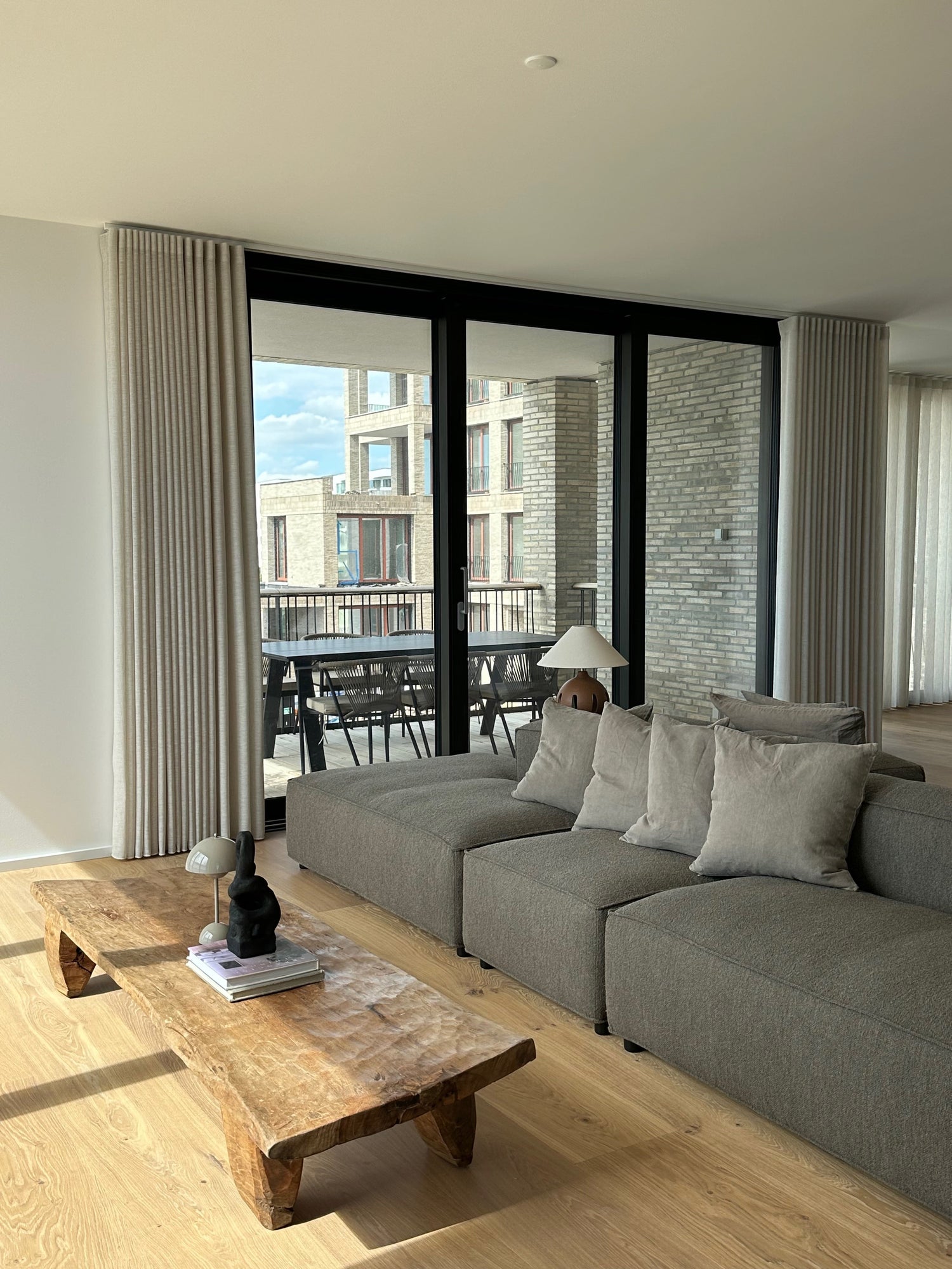 Stue indrettet af Vosper Boligstyling i Tuborg Kysthusene